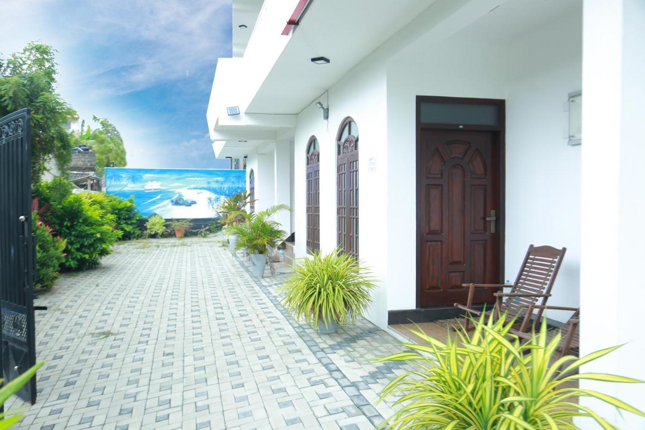 Royal Rich Villa 安伯朗戈德 外观 照片