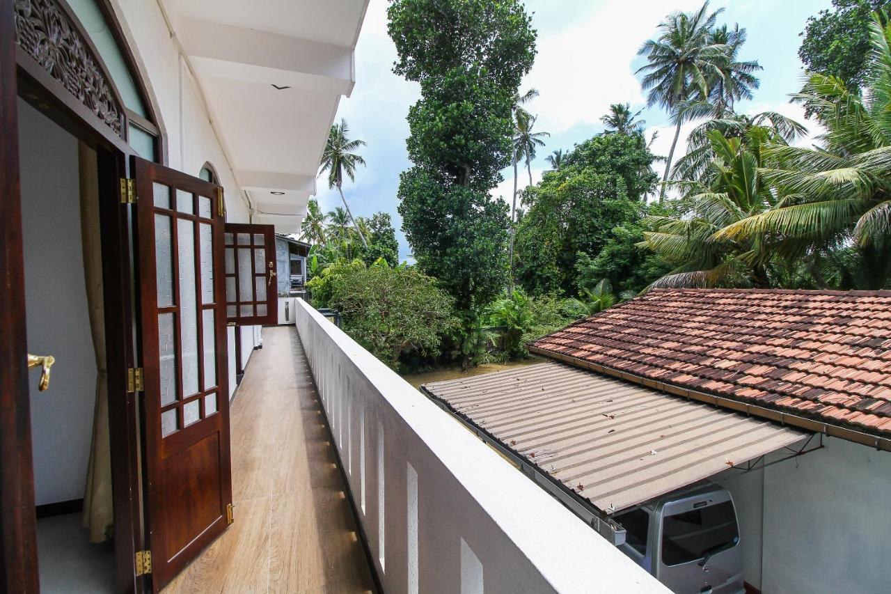 Royal Rich Villa 安伯朗戈德 外观 照片