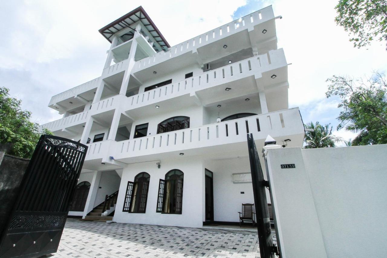 Royal Rich Villa 安伯朗戈德 外观 照片